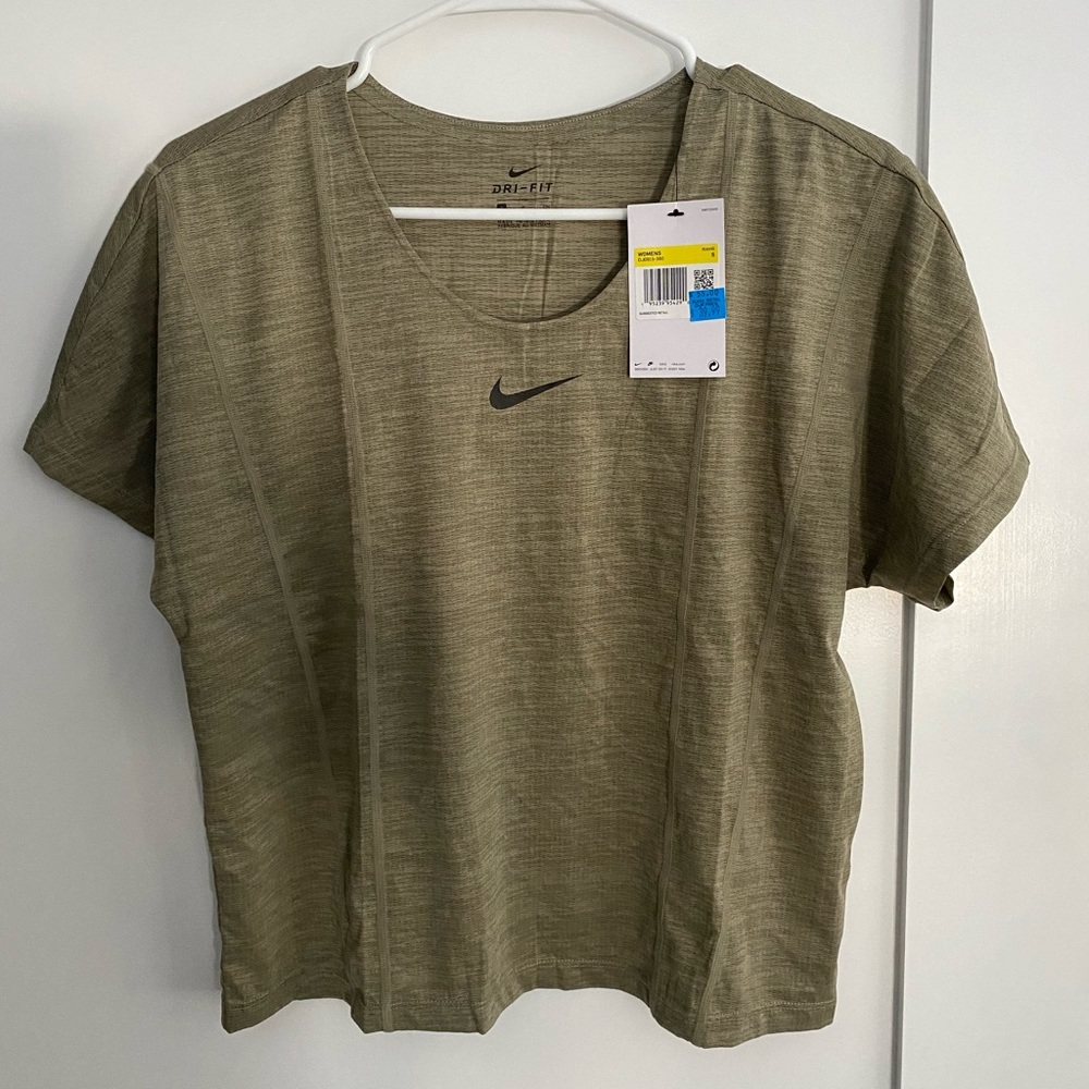 SOLD Nike Dry-Fit Shirt
